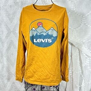 Levi's colorado mountains rockies scenic long sleeve mustard yellow tops size S